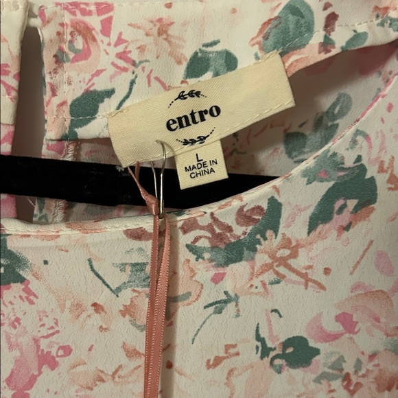 Entro Pink and Cream Floral Blouse - Picture 2 of 6